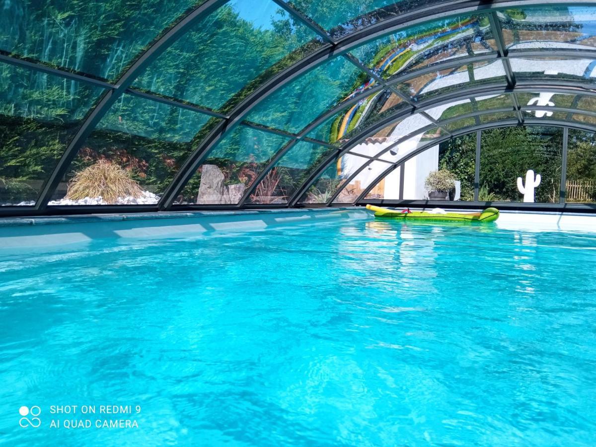 Bed and Breakfast Mas des Vignes Piscine chauffée Le Champ-Saint-Pere Esterno foto